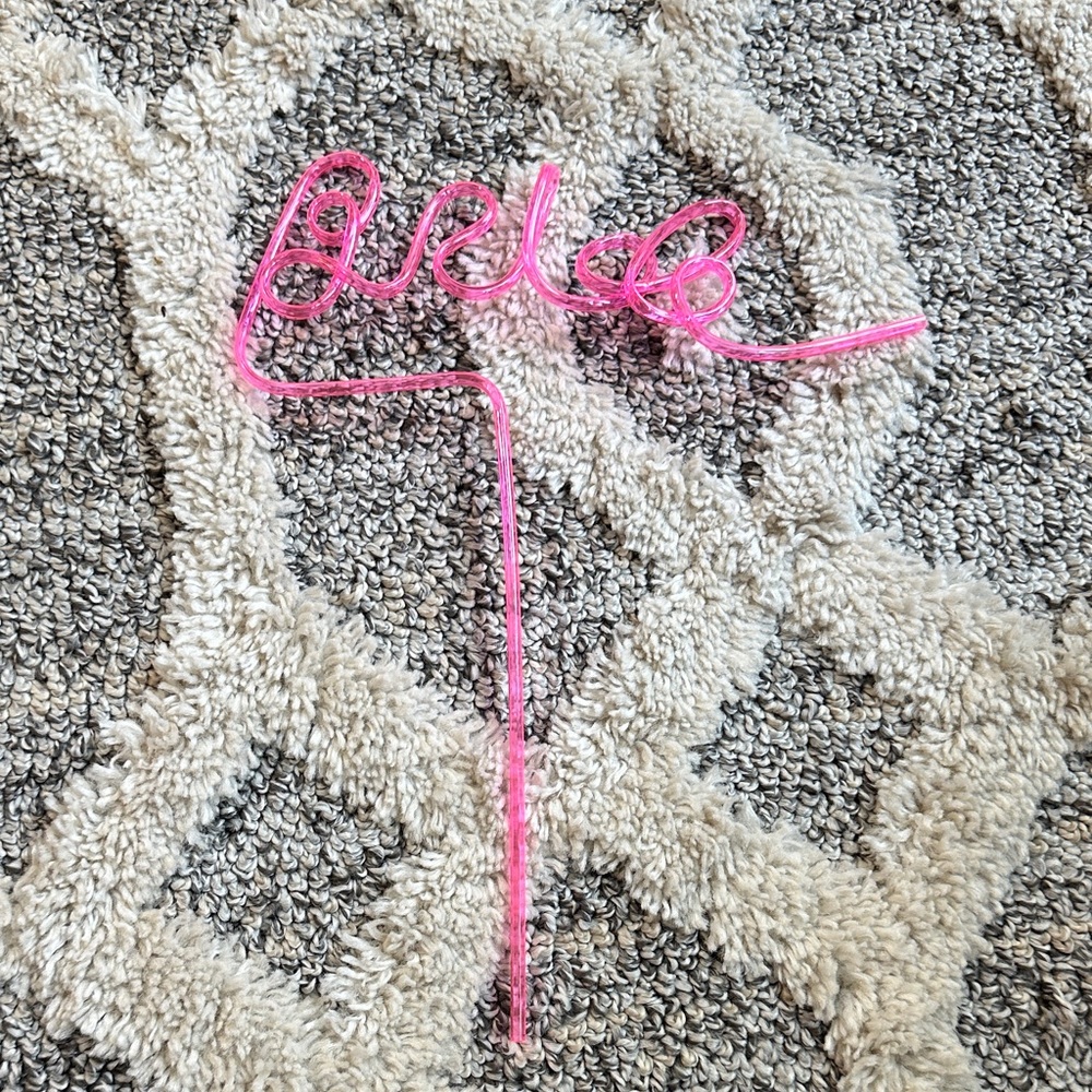 Bride pink straw